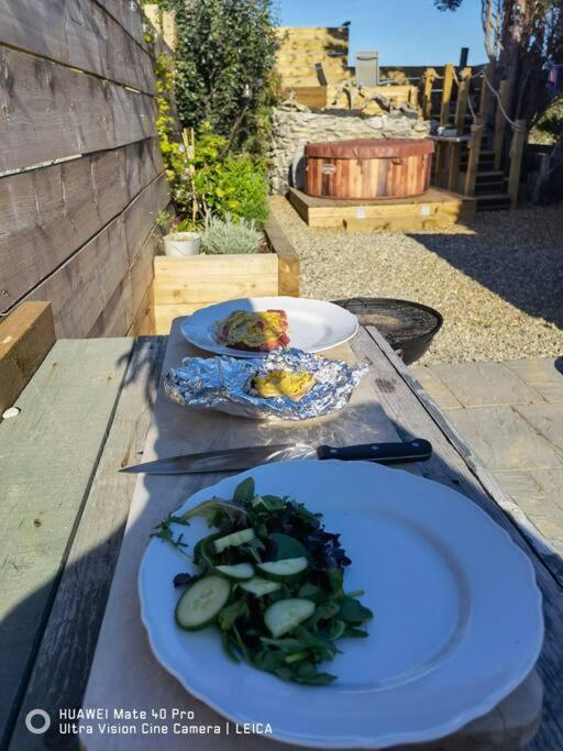 Brynglas Cottage With Hot Tub, Anglesey. Llanfachraeth ภายนอก รูปภาพ